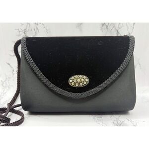 La Regale Black Velvet Evening Clutch Rhinestone Snap Braided Strap Purse‎